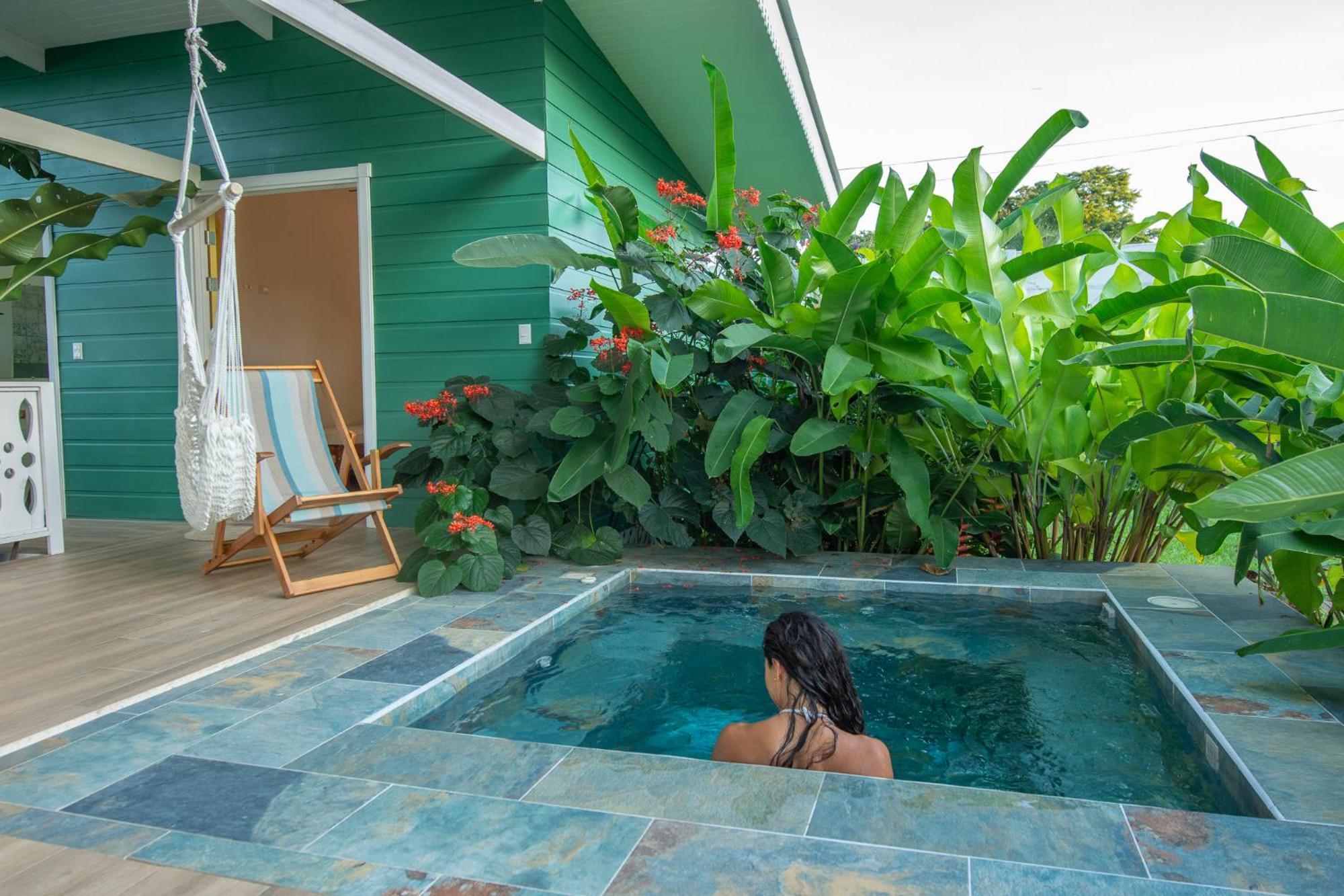 Namaitami Casa Hermosa Con Ac Y Piscina A Solo 650 Metros Del Parque Nacional Cahuita Extérieur photo
